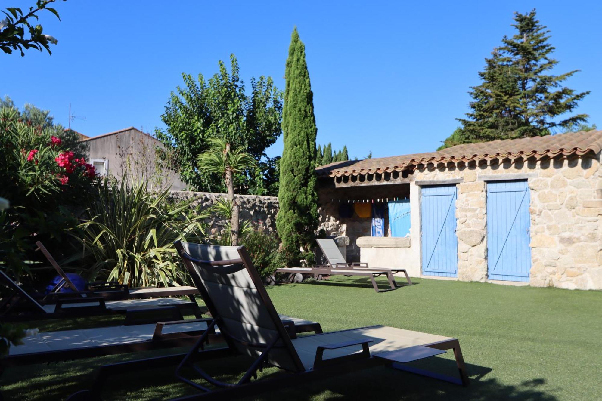 Aux Pots Bleus Bed & Breakfast Nissan-lez-Enserune Exterior photo