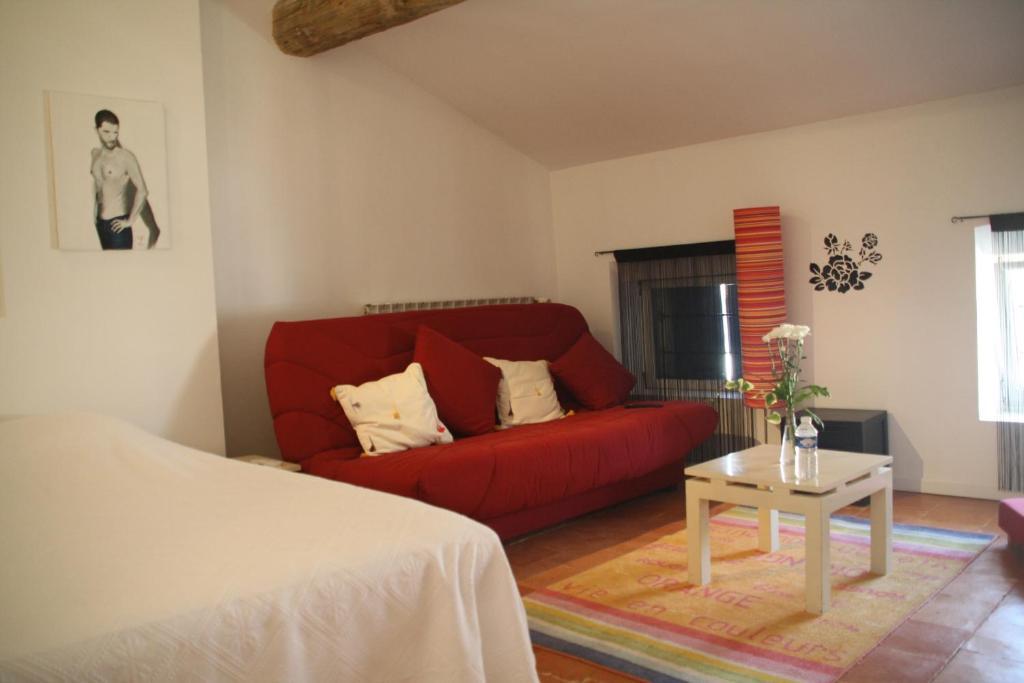 Aux Pots Bleus Bed & Breakfast Nissan-lez-Enserune Room photo