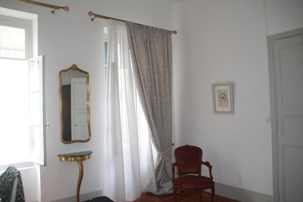 Aux Pots Bleus Bed & Breakfast Nissan-lez-Enserune Exterior photo
