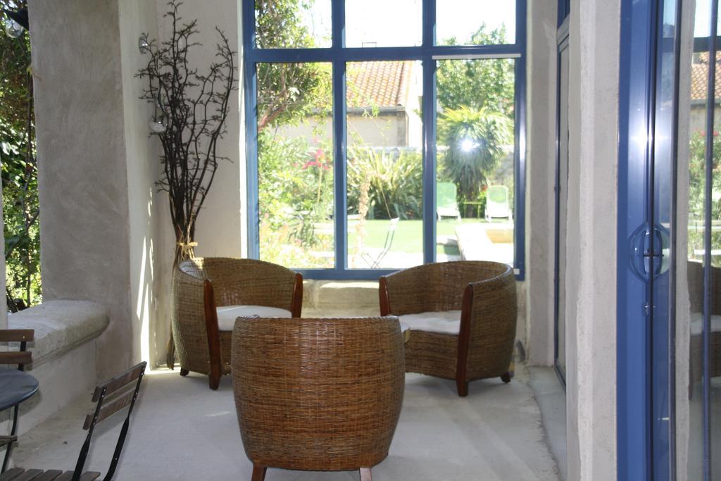 Aux Pots Bleus Bed & Breakfast Nissan-lez-Enserune Exterior photo